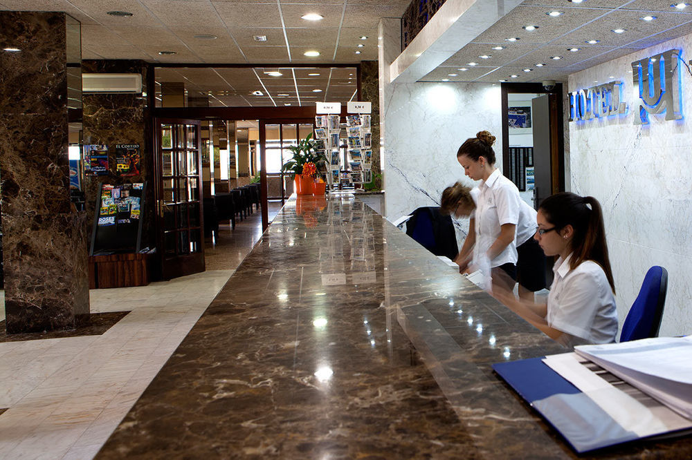 Univers Hotel Roses
